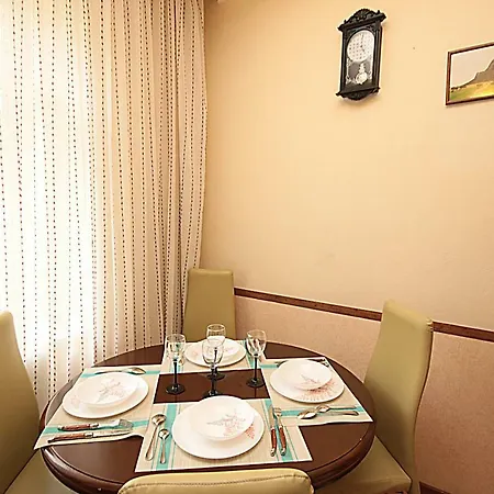 דירה - Kreshchatyk Area *